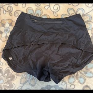 lululemon shorts good condition wrinkly will be washed when sold